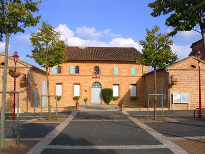 Larra village Haute-Garonne