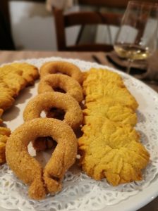 Torcetti, biscuits du Piémont, Italie