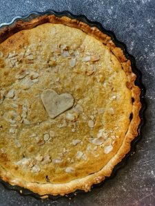 Un dessert anglais : tarte Bakewell aux myrtilles
