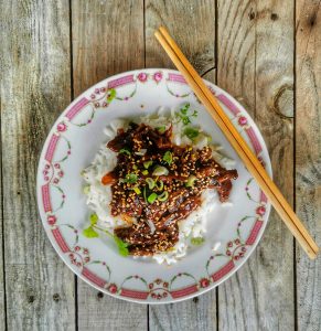 Bœuf sauté aux oignons, cuisine chinoise