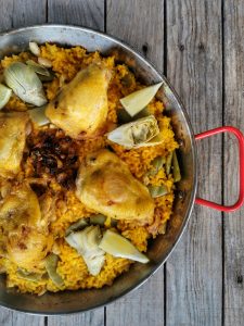 La vraie recette de la paella de Valence au poulet / lapin
