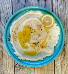 Skordalia, la purée grecque au citron et huile d'olive