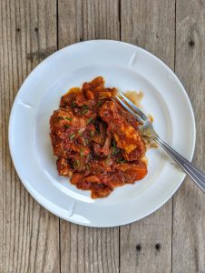 Pollo alla cacciatora, poulet à la tomate, Italie