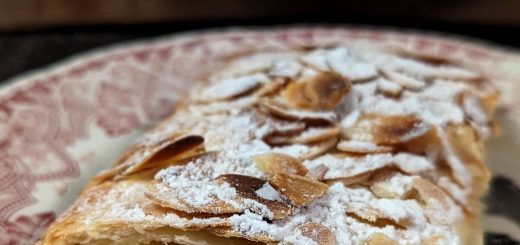 Pantxineta, le gâteau basque espagnol à la crème