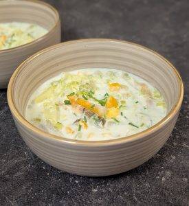 Cullen skink, soupe écossaise au haddock, pommes de terre, poireaux