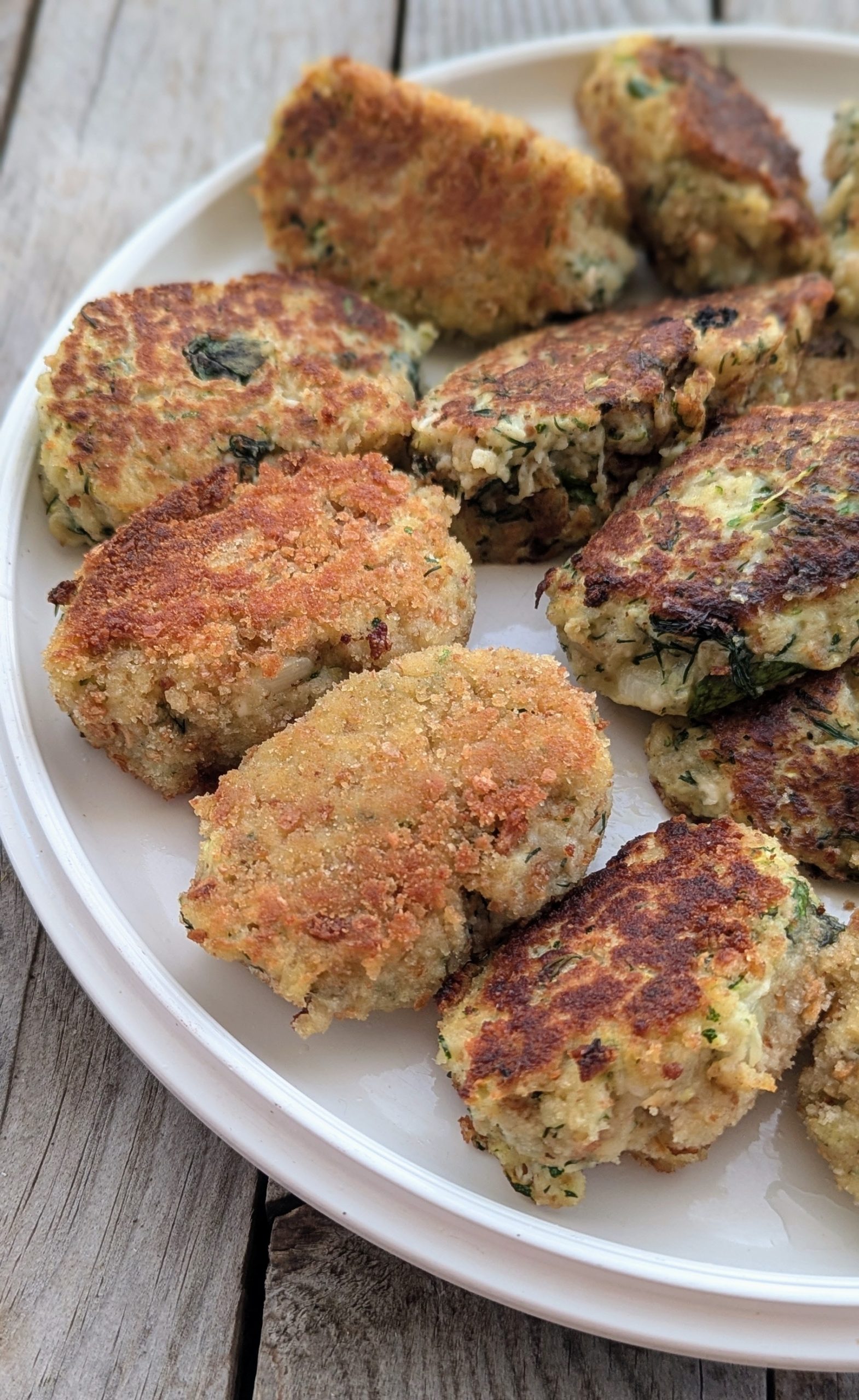Kolokithokeftedes, beignets galettes à la courgette et feta